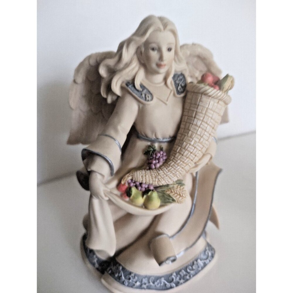 Sarah's Angels 6" Figurine by Cheri Lane Thanksgiving/Christmas Theme 2005